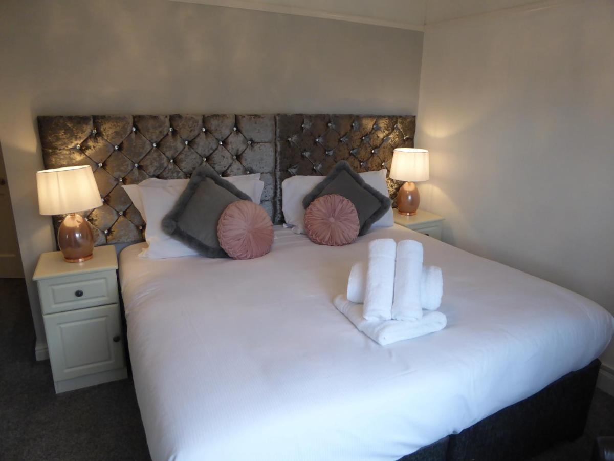 South View Country House Sleeps 12 - Hot Tub - Views Henley-in-Arden Kültér fotó