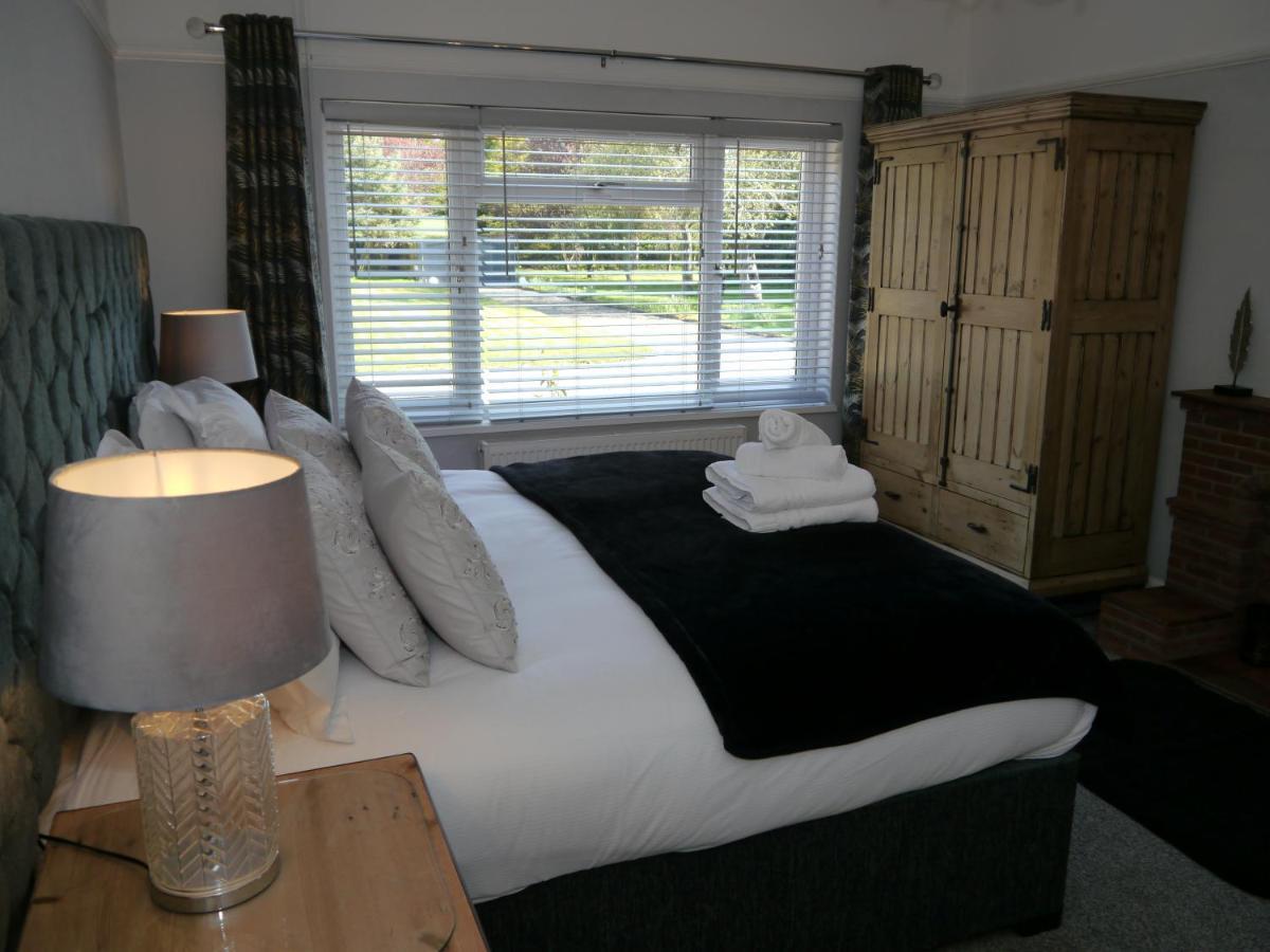 South View Country House Sleeps 12 - Hot Tub - Views Henley-in-Arden Kültér fotó